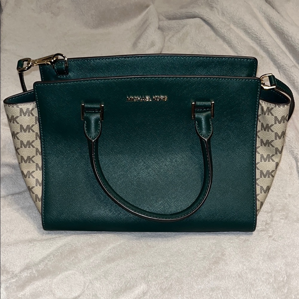 NWT Michael Kors Green and Cream Satchel with Saffiano Leather
